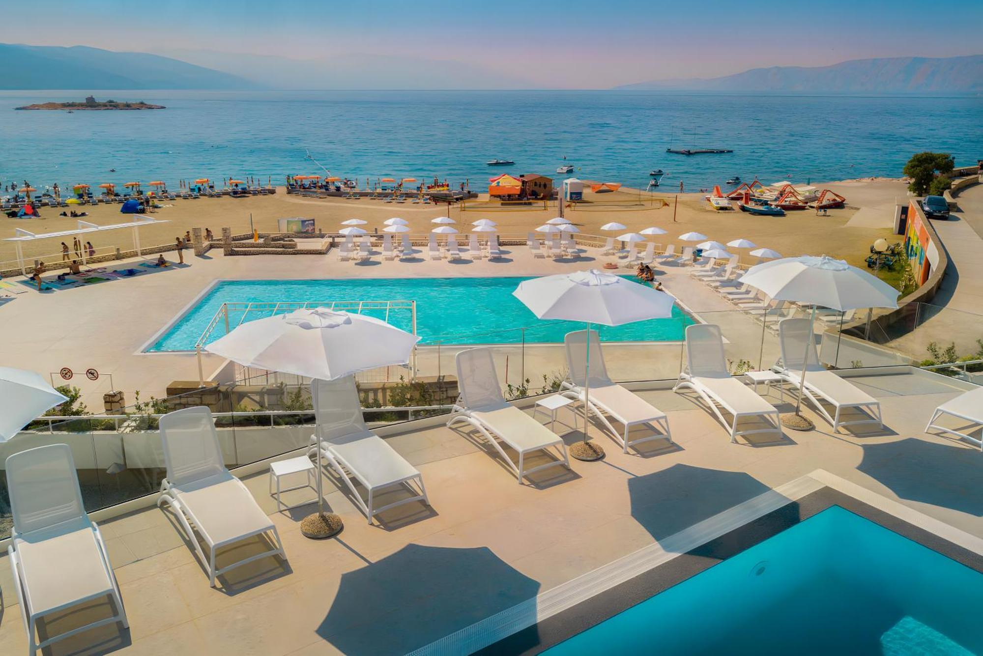 Aminess Vival Lisanj Family Hotel Novi Vinodolski Dış mekan fotoğraf